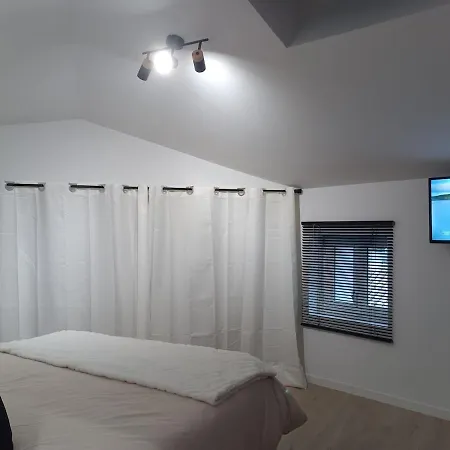 Duplex 3eme Etage * Le Vigan (Gard)